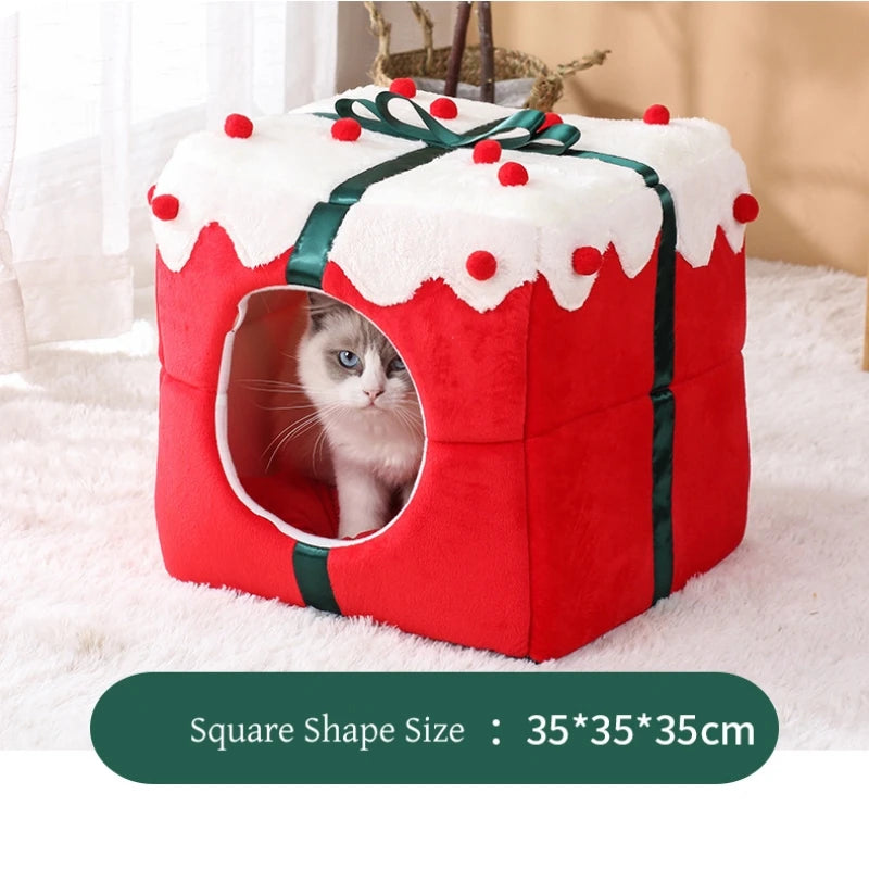 Christmas Gift Box Cat House – Winter Closed Cat Nest & Warm Sleeping Bed for Cats, Kittens & Small Dogs