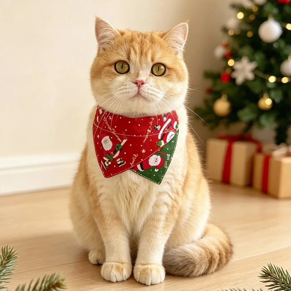 Christmas Pet Bandana – Soft & Adjustable Red Green Triangle Scarf for Dogs & Cats, Washable Saliva Towel & Holiday Neckwear