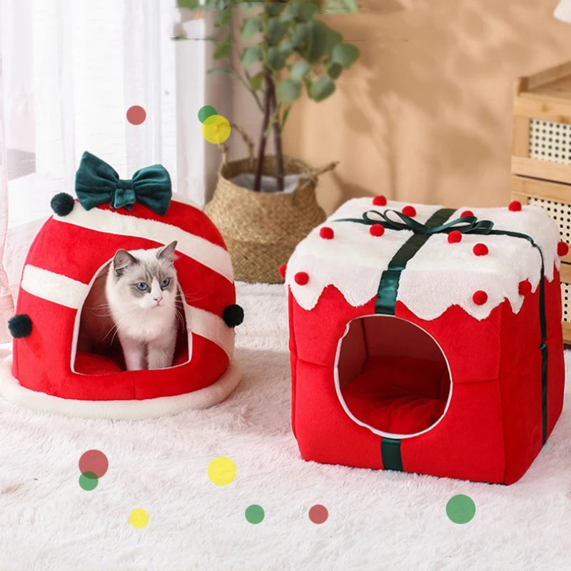 Christmas Gift Box Cat House – Winter Closed Cat Nest & Warm Sleeping Bed for Cats, Kittens & Small Dogs