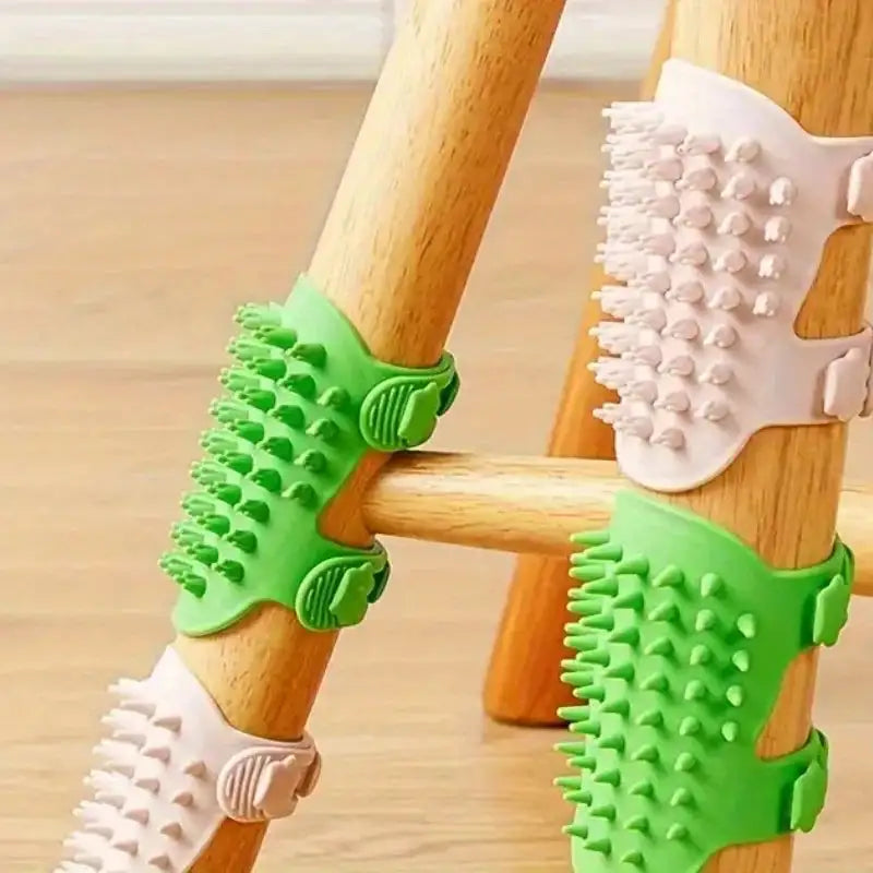 Self-Cleaning Silicone Cat Brush - Pet Hair Remover & Massage Comb with Furniture-Safe Design