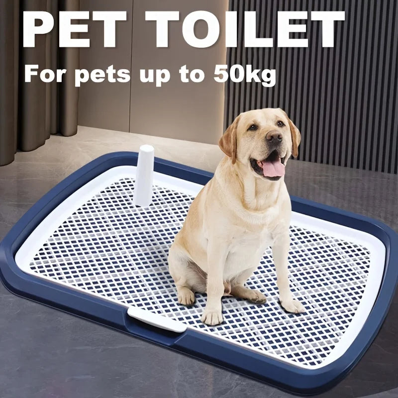 Dog sitting on a pet toilet mat with text indicating weight capacity.