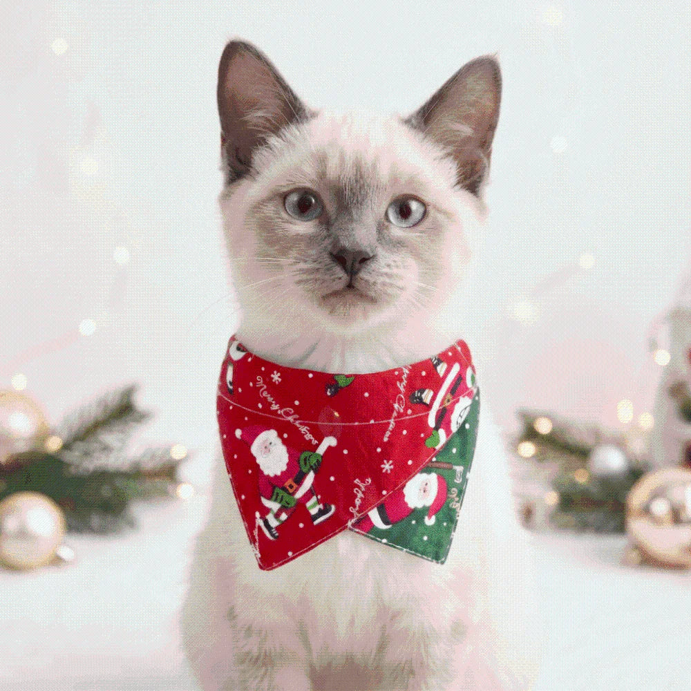 Christmas Pet Bandana – Soft & Adjustable Red Green Triangle Scarf for Dogs & Cats, Washable Saliva Towel & Holiday Neckwear